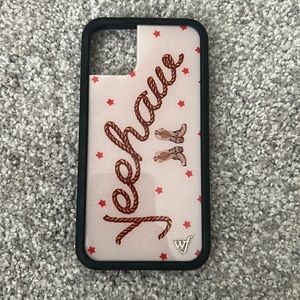 Wildflower iPhone 11 phone case, barely used